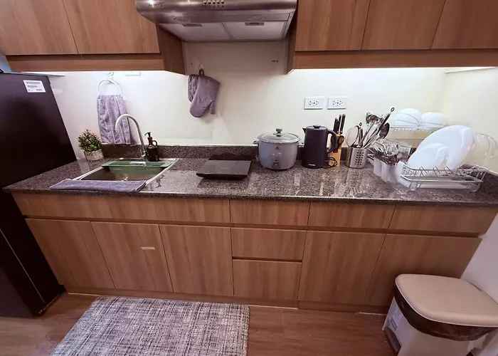 The Camden Place 1br 3*