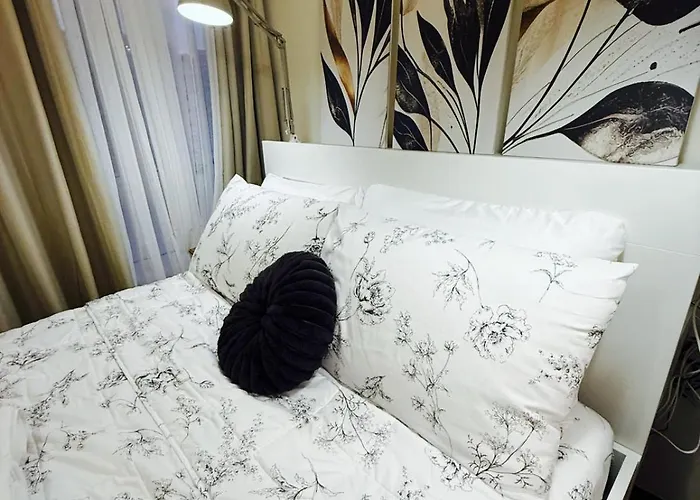 The Camden Place 1br 3* Manille